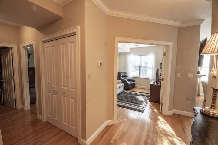 Property Photo: 1 Lenox St 102 MA 02062