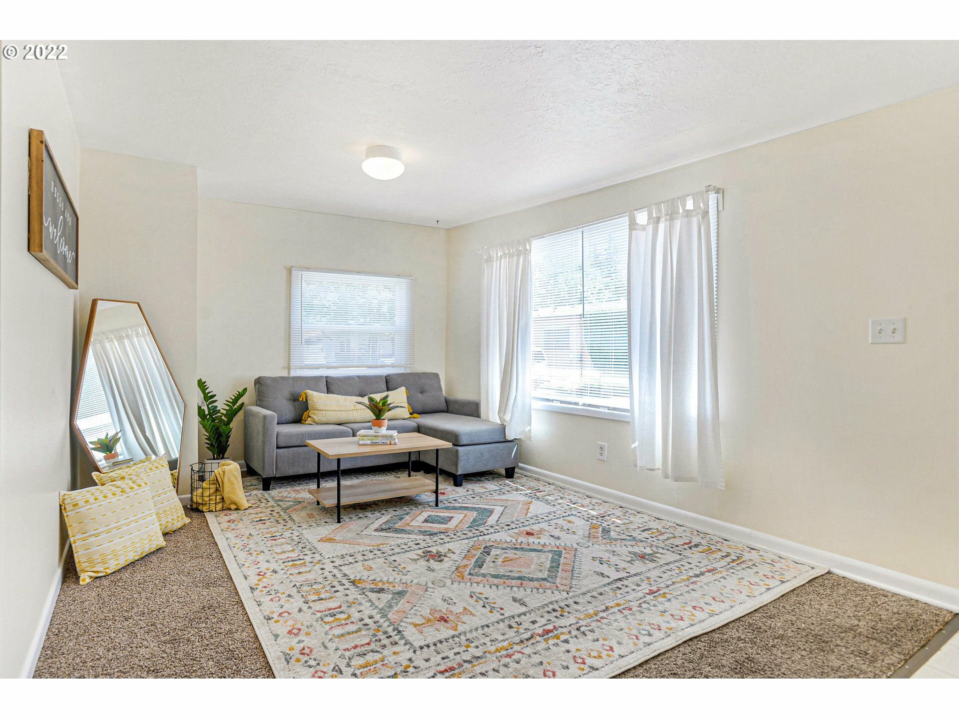 Property Photo: 5131 SE Ankeny St OR 97215