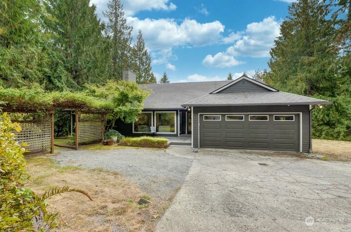 Property Photo:  20853 SE 123rd Street  WA 98027 