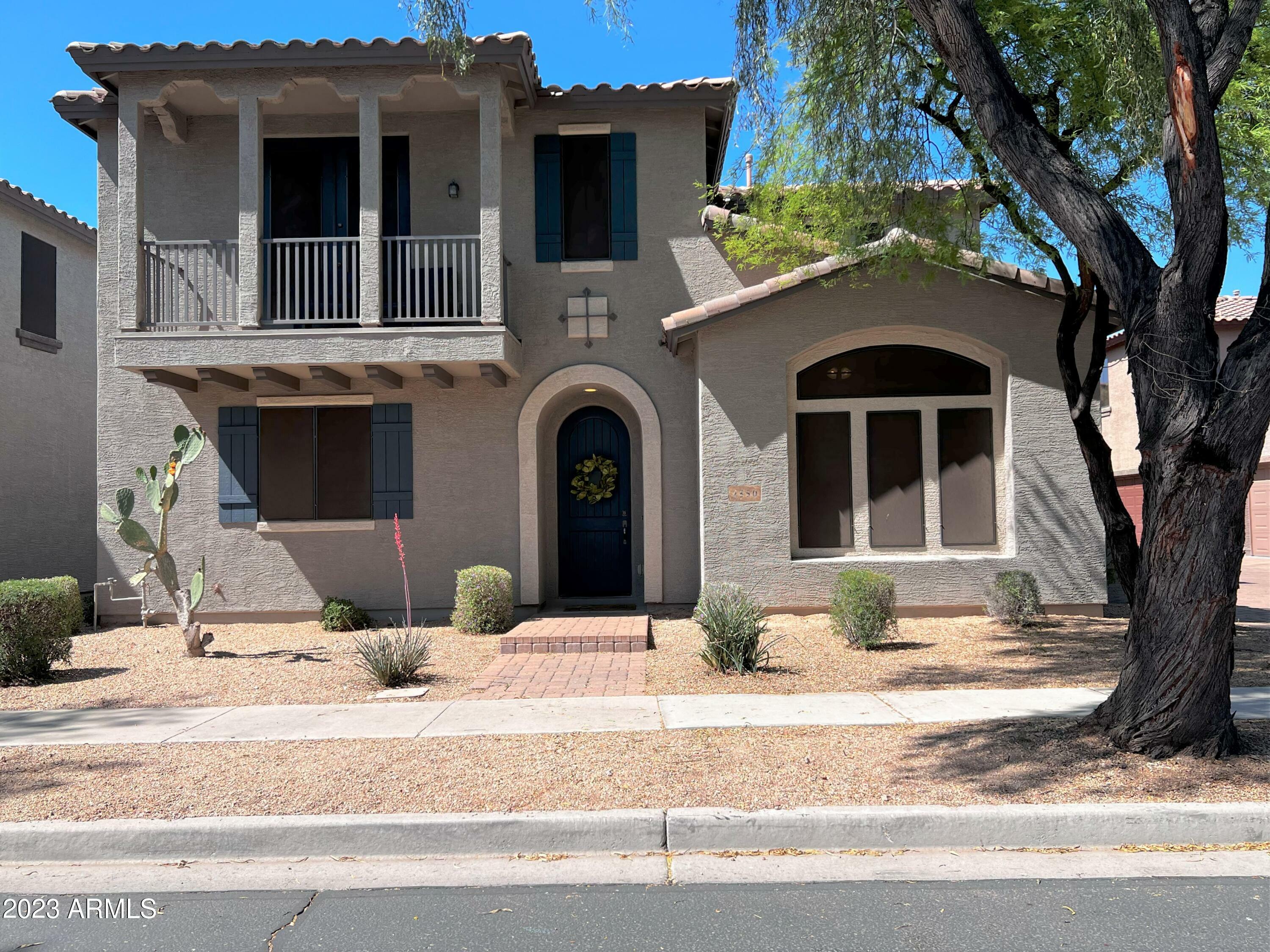Property Photo: 2350 W Sleepy Ranch Road AZ 85085