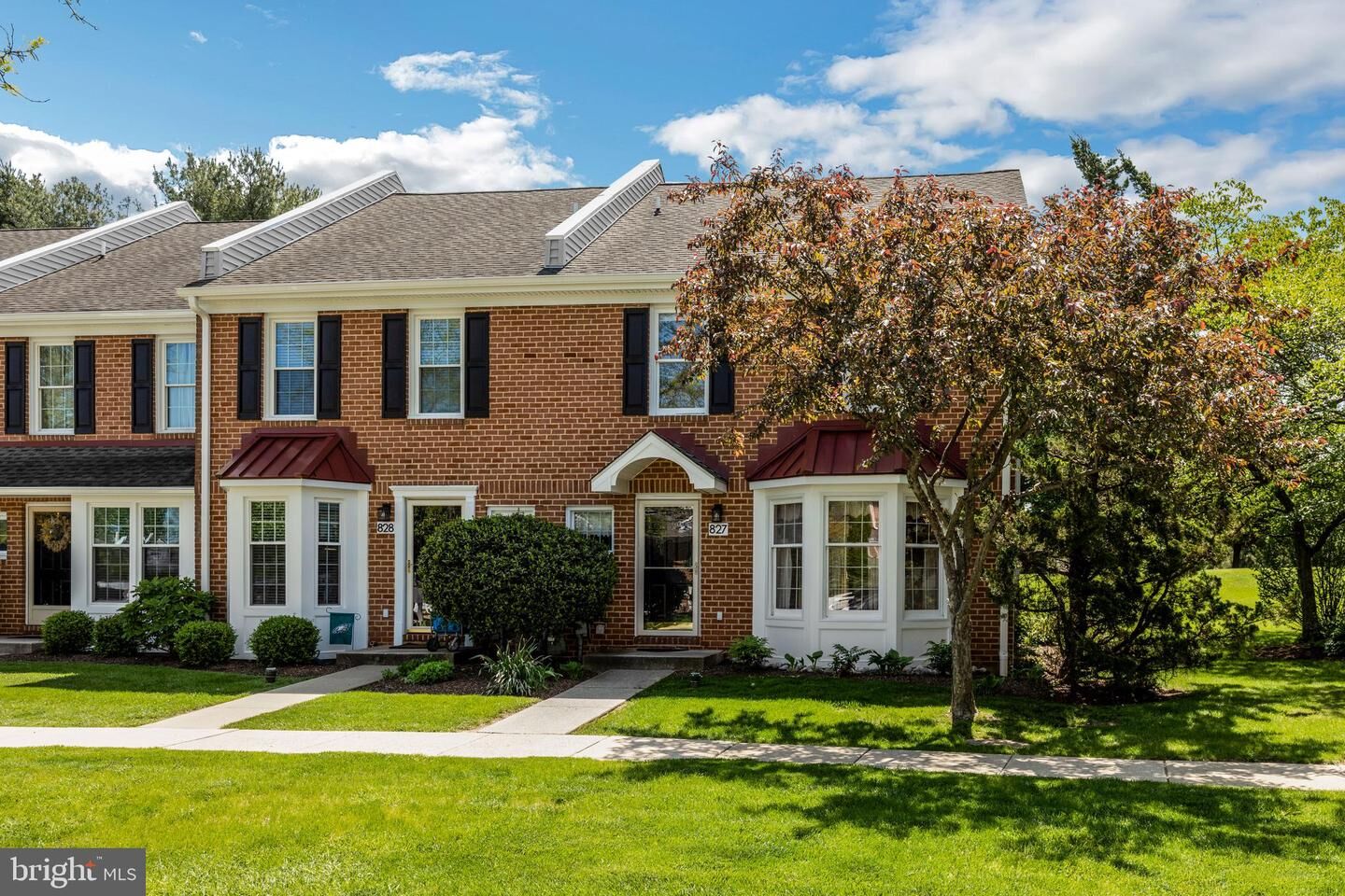 Property Photo: 827 Durant Court PA 19380