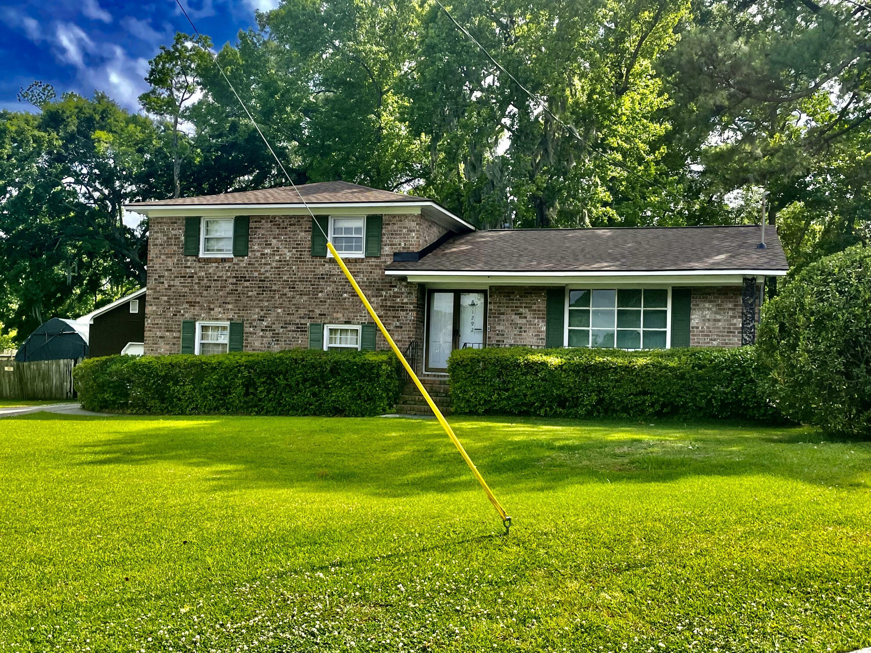 Property Photo: 1292 Fort Drive 29410