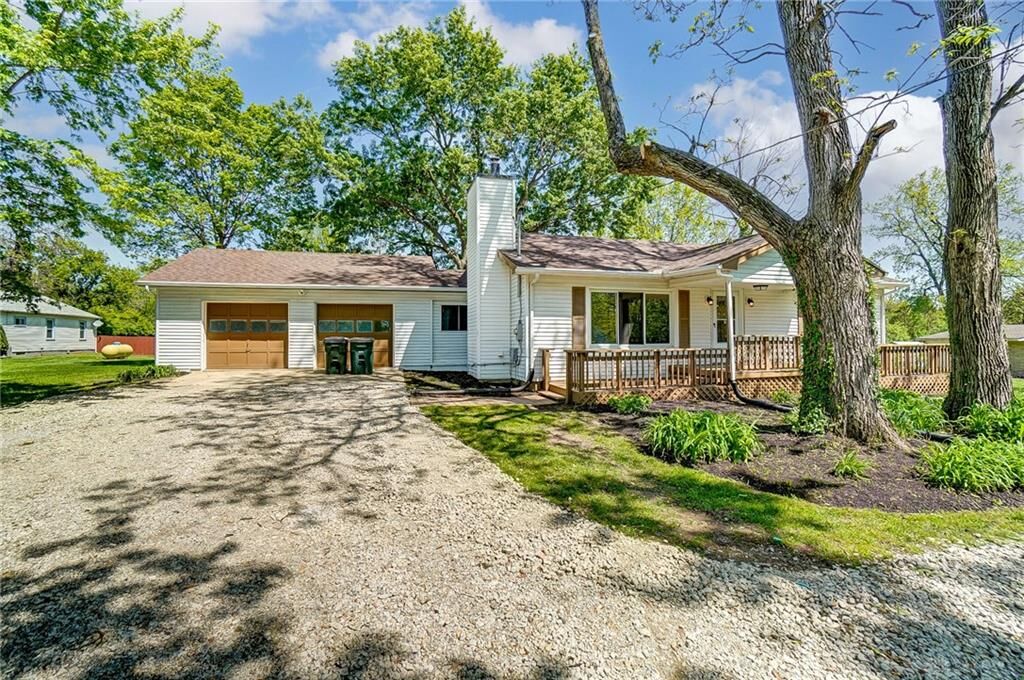 Property Photo: 6262 Germantown Pike OH 45439