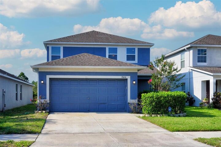 Property Photo: 7606 Maroon Peak Drive FL 33573