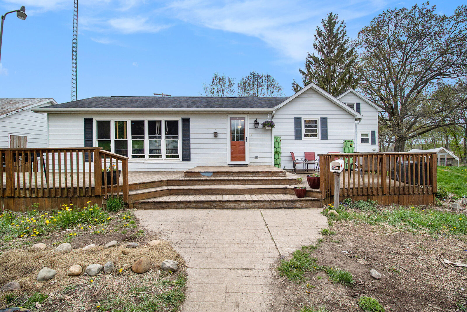 Property Photo:  25350 U Drive S  MI 49245 