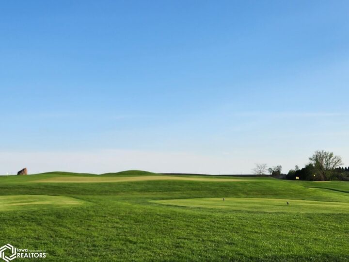 Property Photo: 427 Brickyard Road IA 50475