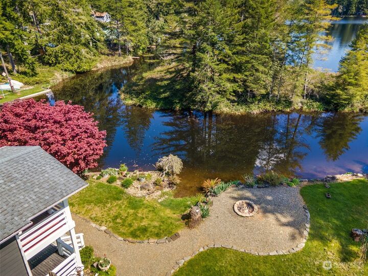 House for sale in Elma 2094 W Star Lake Drive, Elma, WA 98541