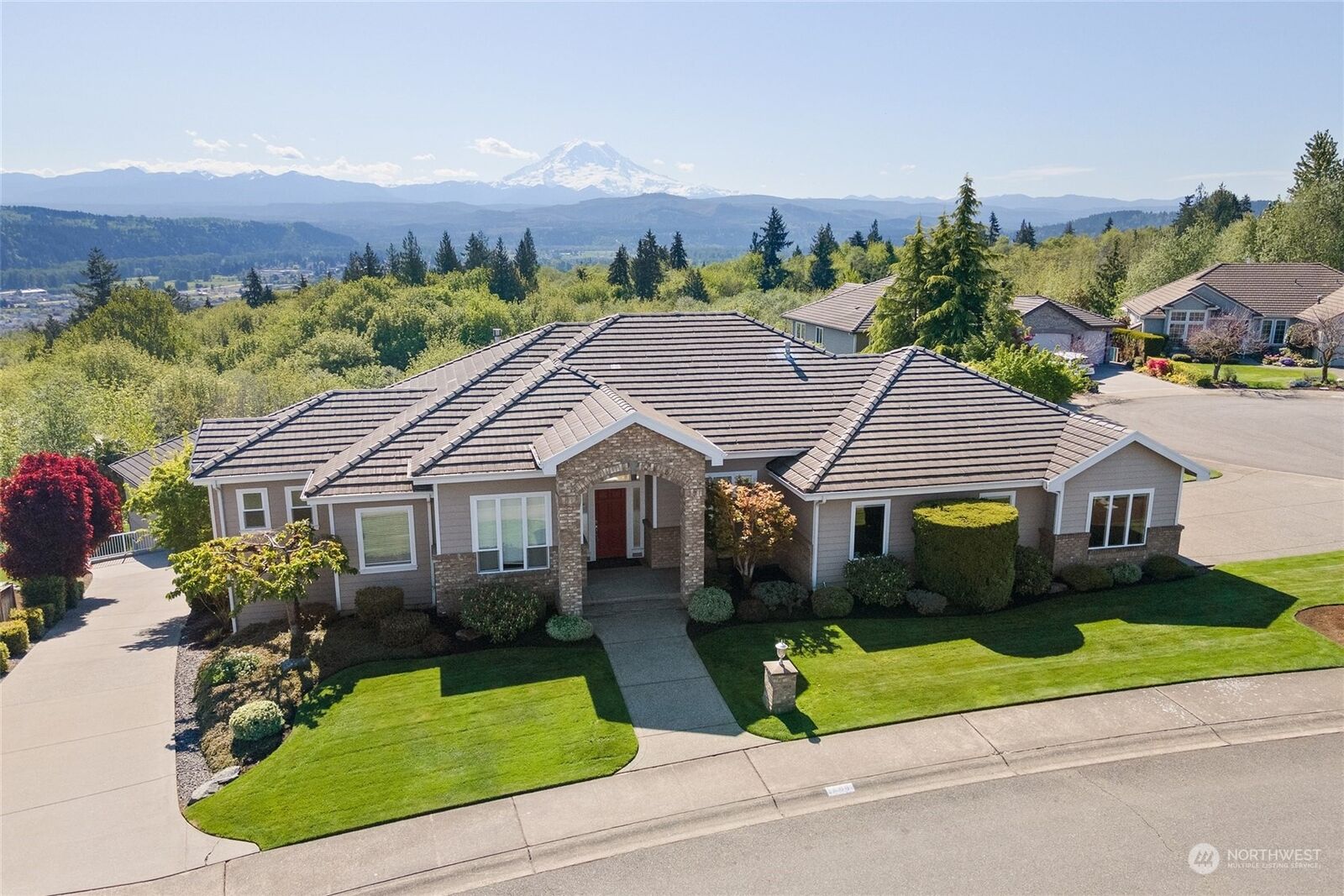 Home for sale in Puyallup 15901 136th Avenue E, Puyallup, WA 98374