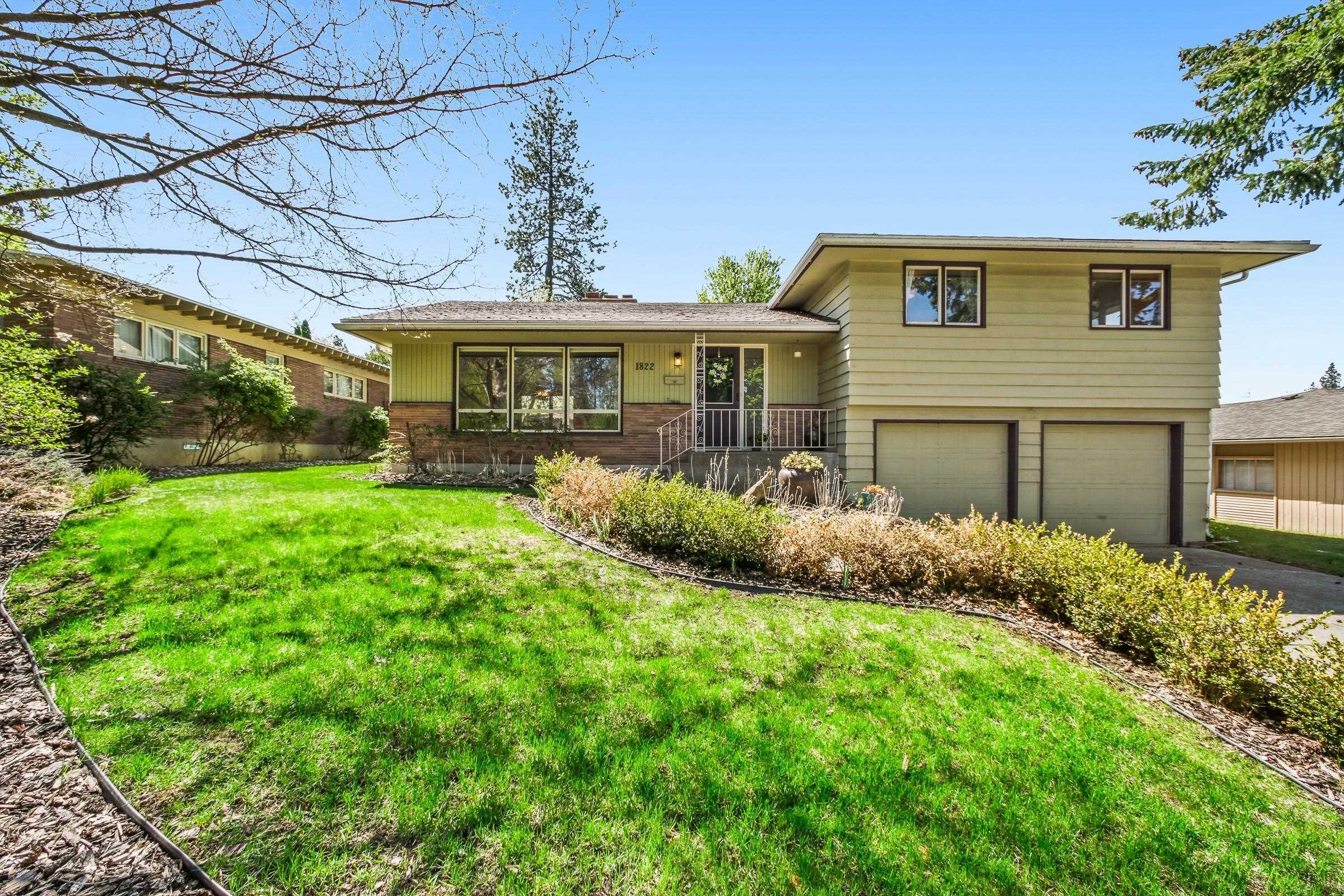 Property Photo: 1822 E 38th Ave WA 99203-4126