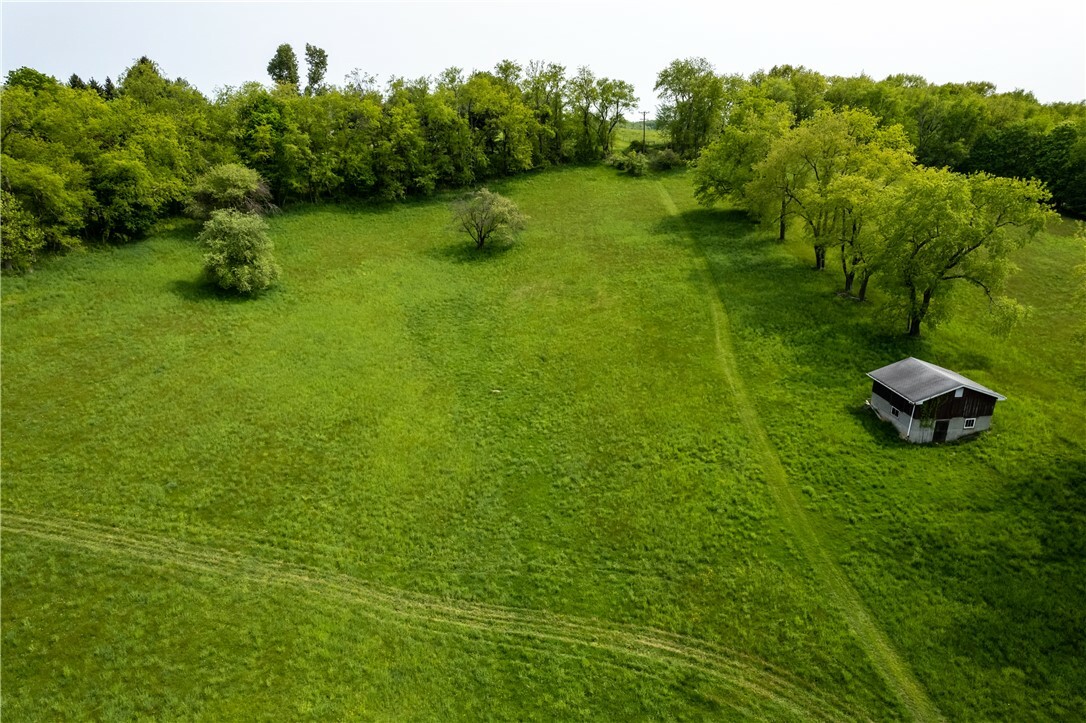 Property Photo: 724 Waterdam Rd PA 15317