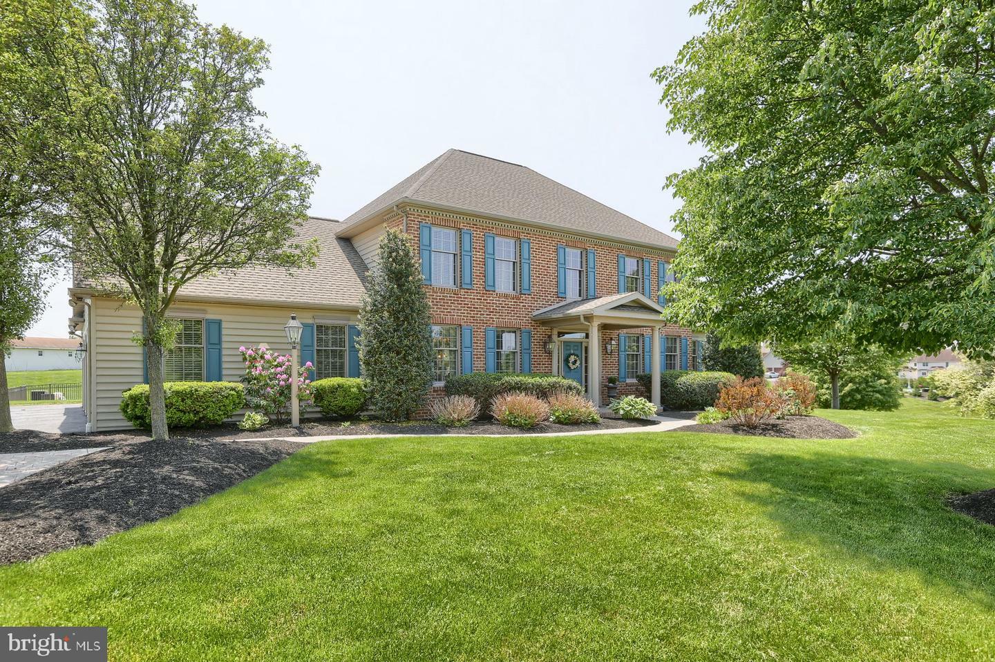 Property Photo: 1 Winchester Court PA 17050