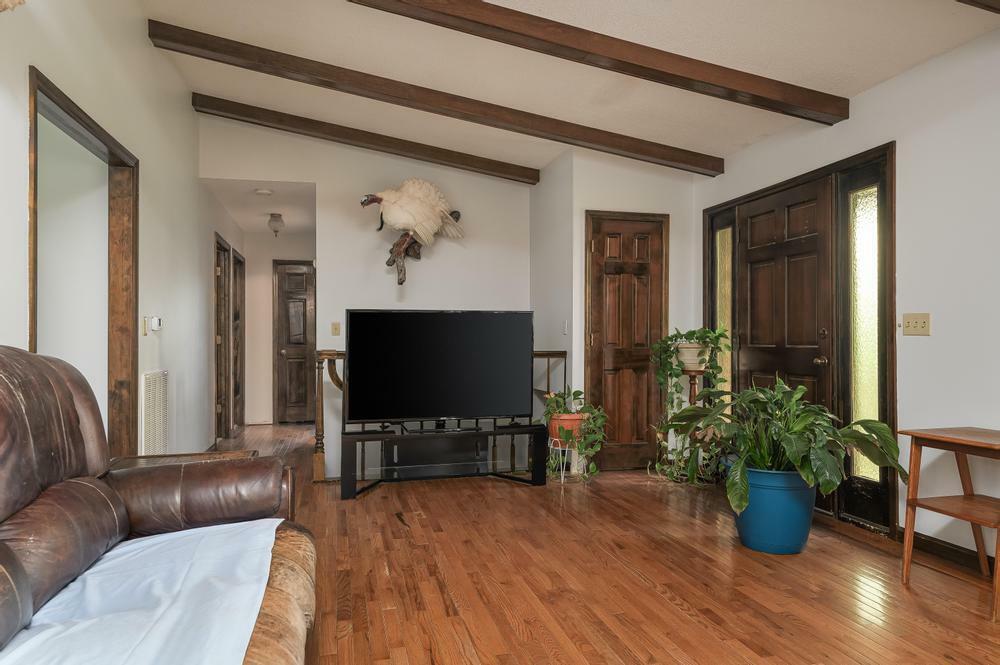Property Photo: 2201 Driftwood Rd TN 37379