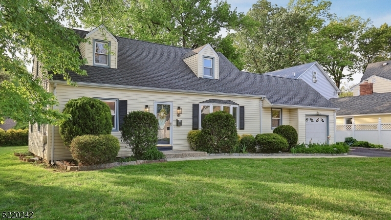 Property Photo:  2233 Rhoda Pl  NJ 07076 