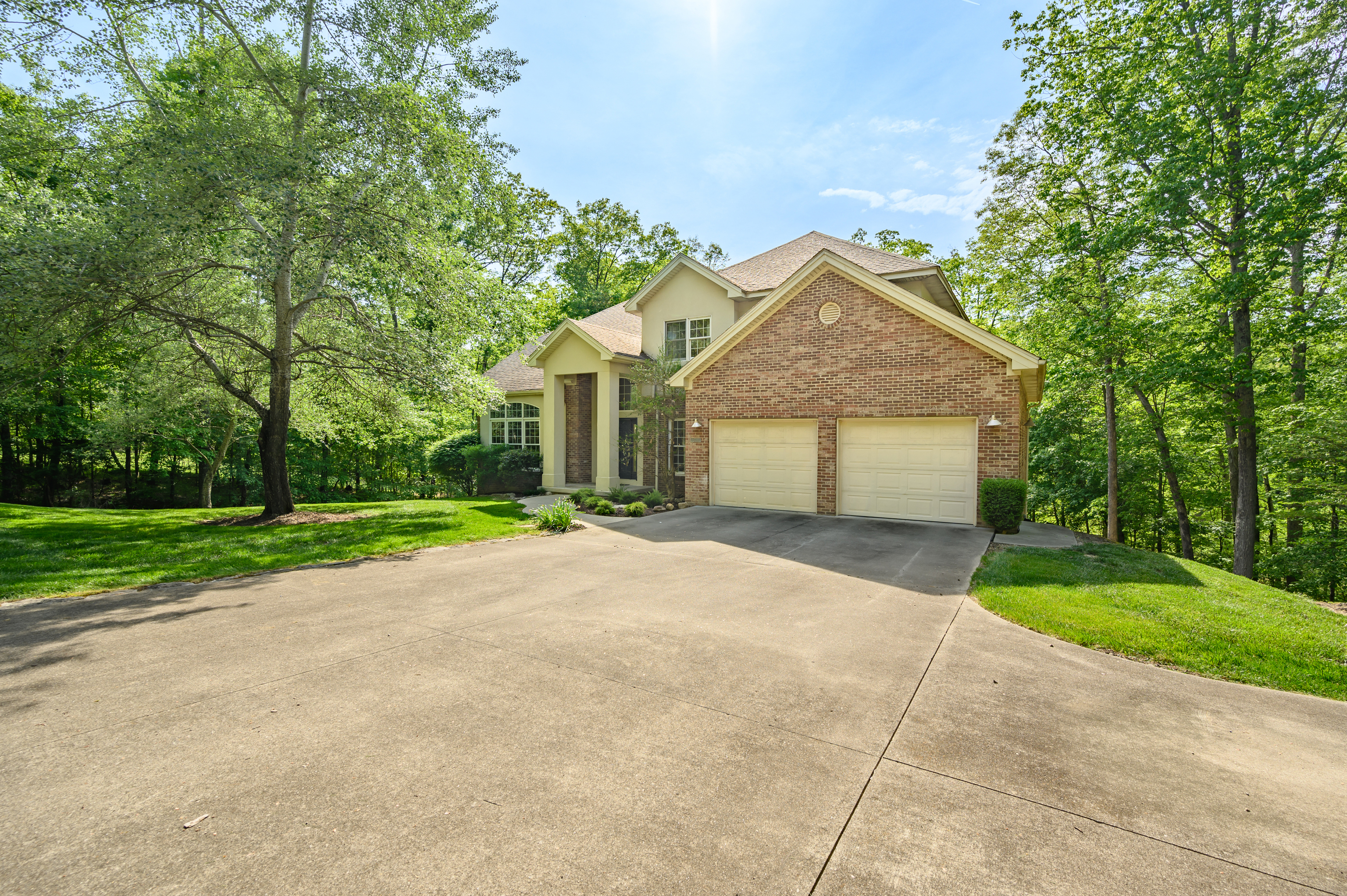Property Photo:  7830 Persimmon Lake Drive  IN 47274 