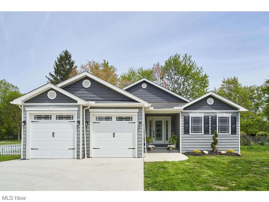 Property Photo: 25901 Highland Road OH 44143