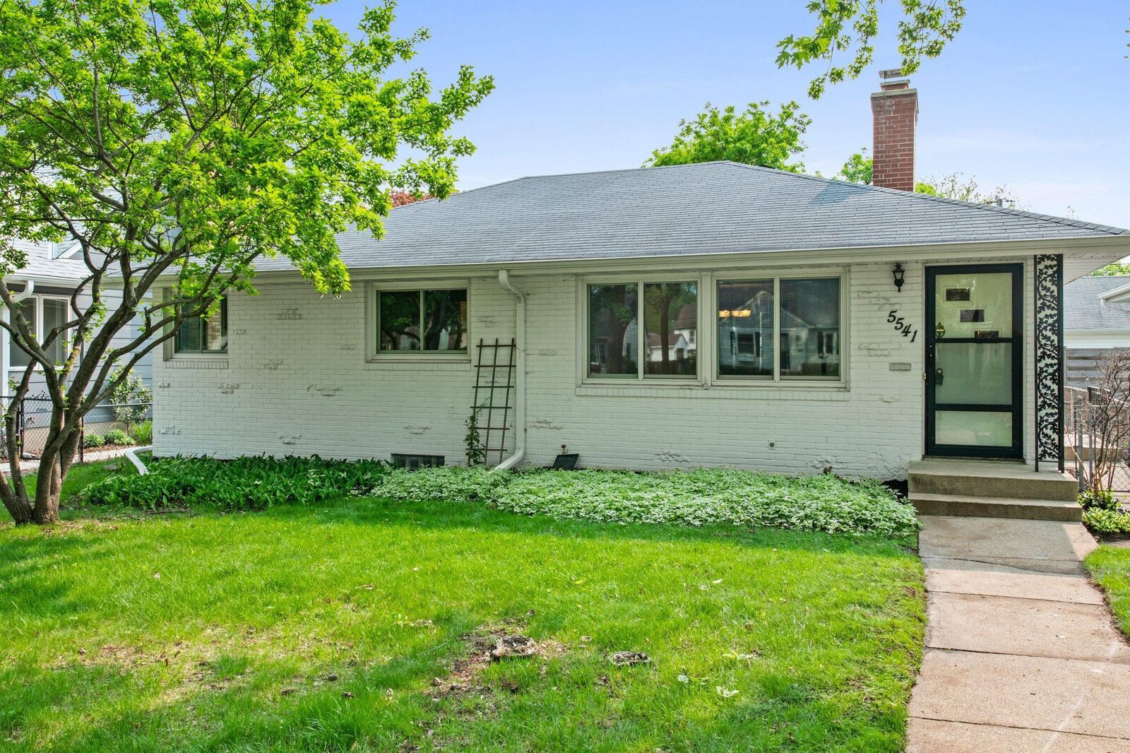Property Photo:  5541 James Avenue S  MN 55419 