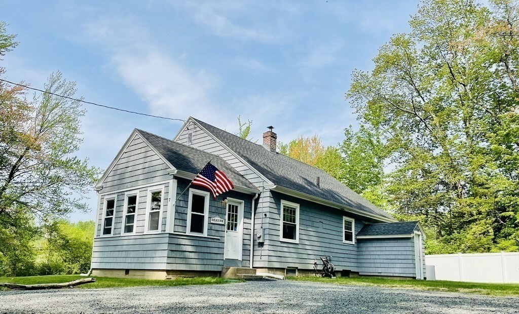 Property Photo:  7 Loomis Rd  MA 01301 