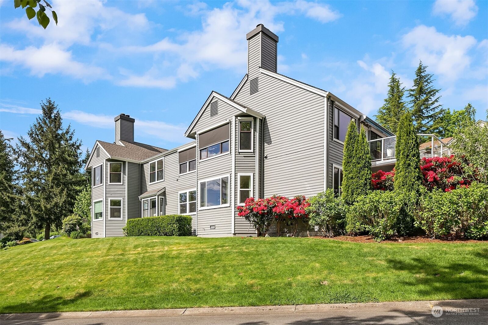 Property Photo: 4244 220th Place SE 1097 WA 98029