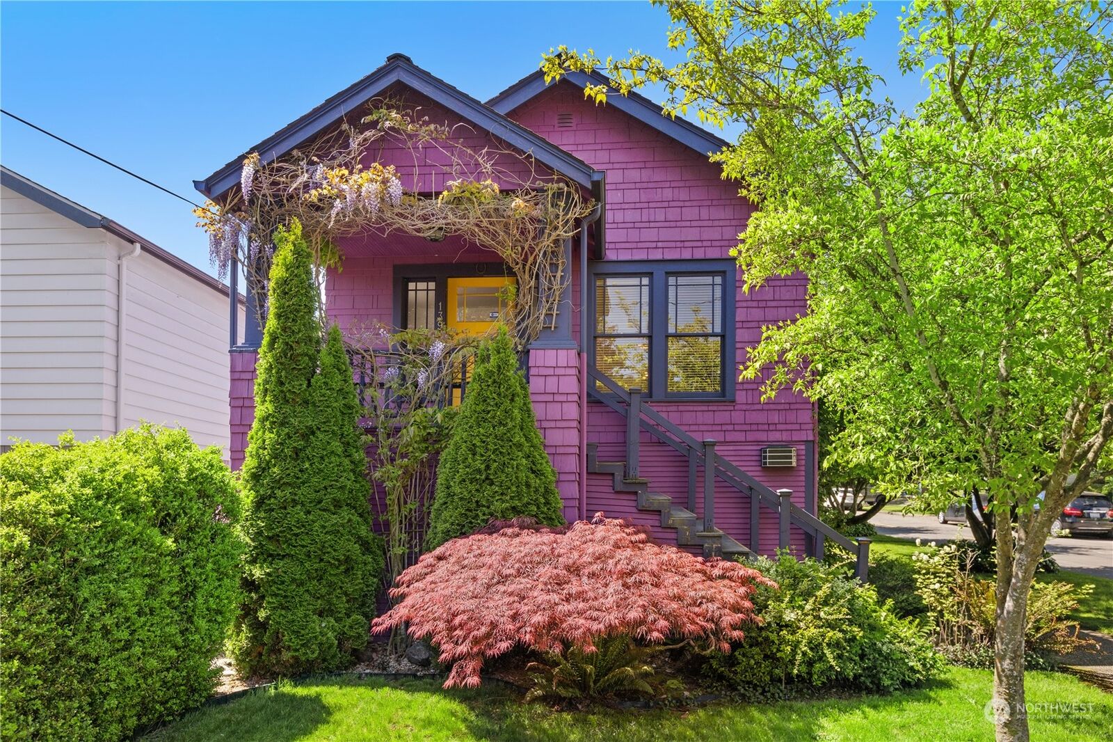 Property Photo:  139 29th Avenue E  WA 98112 