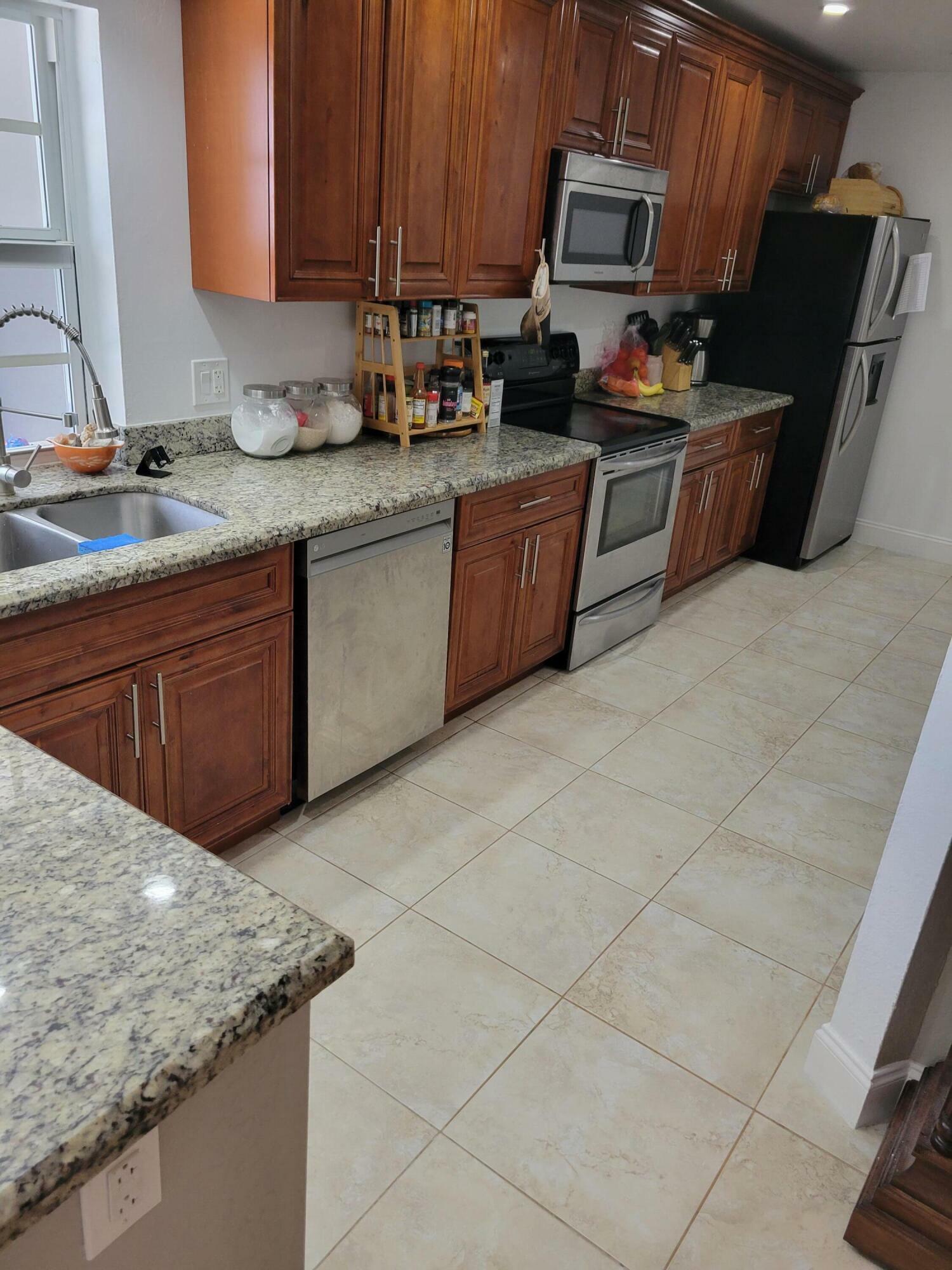 Property Photo:  2802 Vision Drive 2802  FL 33418 