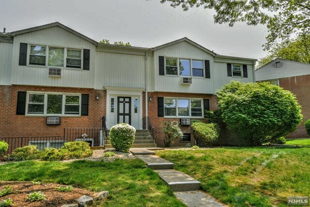 Property Photo: 55 Bon Aire Circle 7614 NY 10901