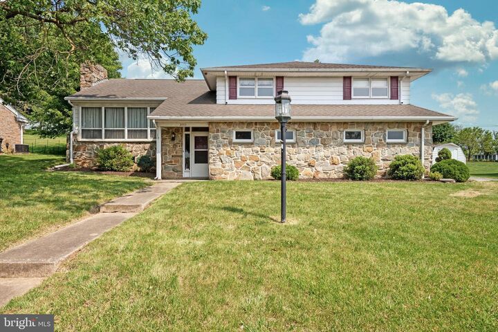 2055 Worth Street  York PA 17404 photo