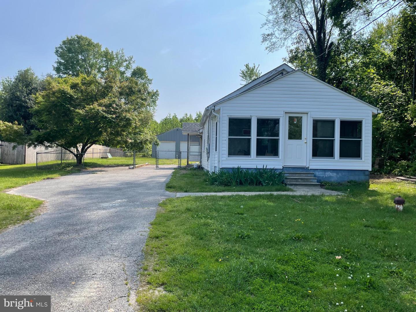 Property Photo:  6058 Summit Bridge Road  DE 19734 