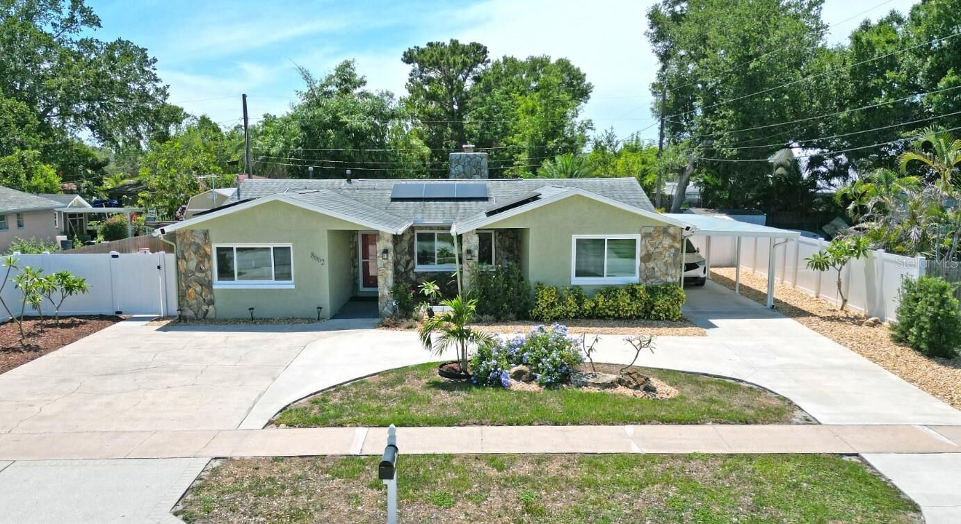 Property Photo:  8662 Oriole Lane  FL 33777 