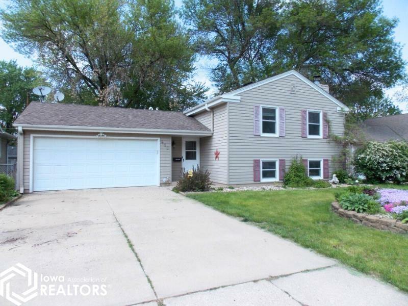 Property Photo:  418 21st Street  IA 50401 