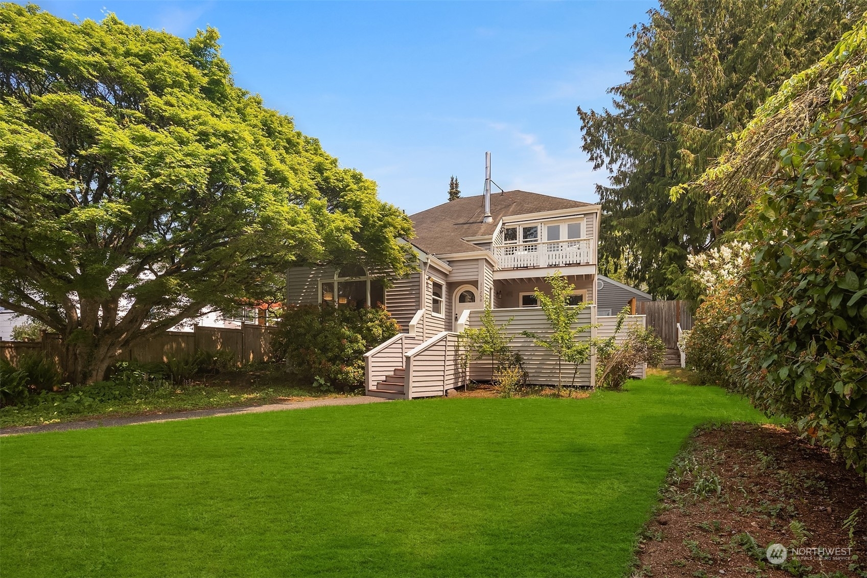 Property Photo: 11250 1st Avenue NW WA 98177