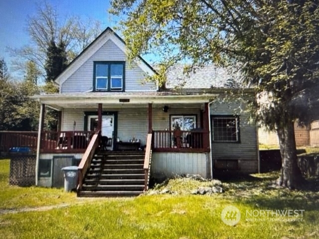 Property Photo:  1410 First Street W  WA 98586 