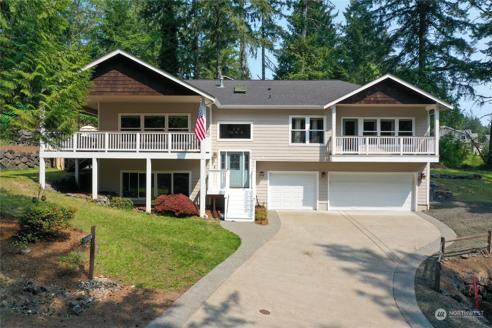 Property Photo: 310 E Lakeland Drive WA 98524