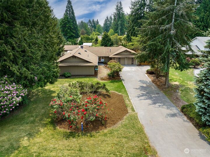 House for sale in Kent 12255 SE 233rd Street, Kent, WA 98031