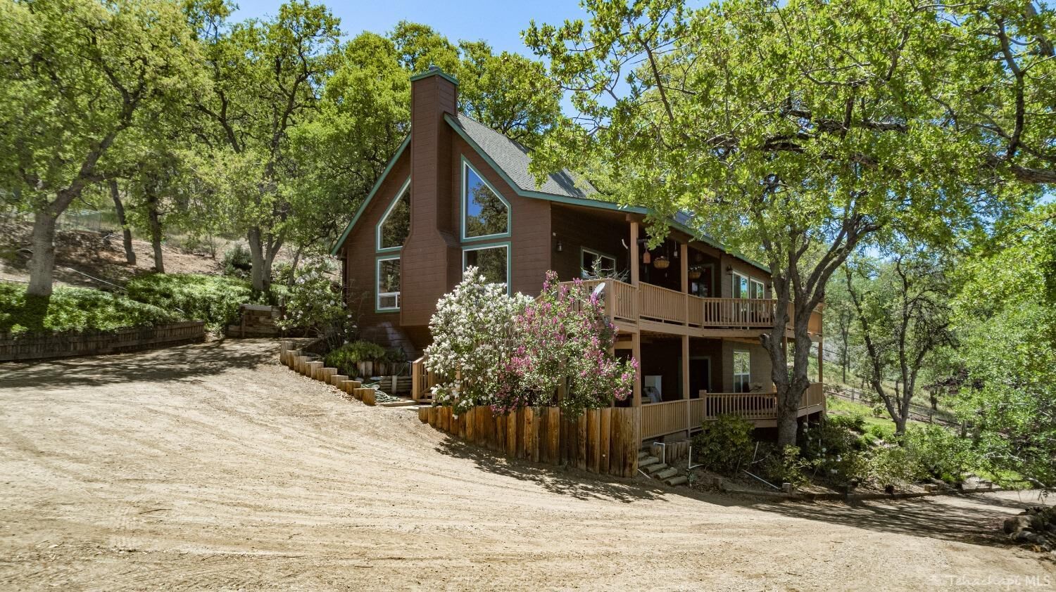 Property Photo:  21194 Boulder Court  CA 93561 