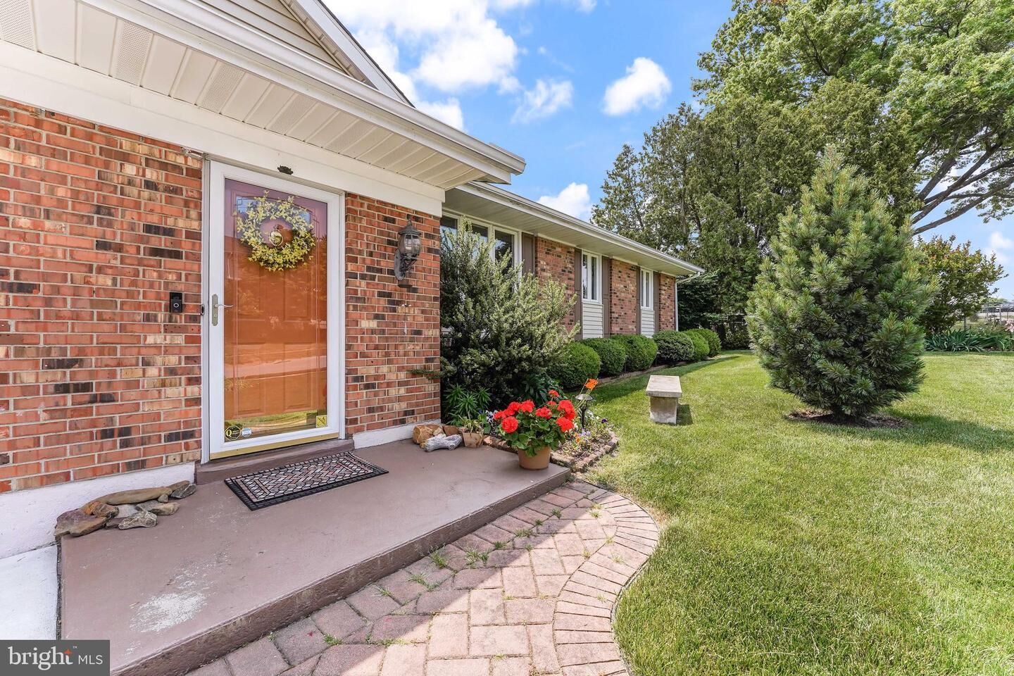 Property Photo:  5107 New Kent Road  DE 19808 