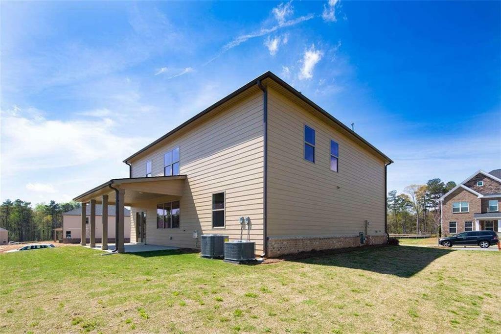 Property Photo: 3448 English Elm Way GA 30052