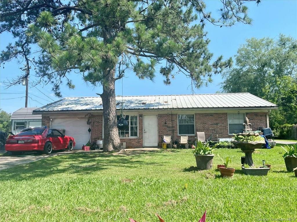 Property Photo:  1812 Marlin Rd.  LA 70611 