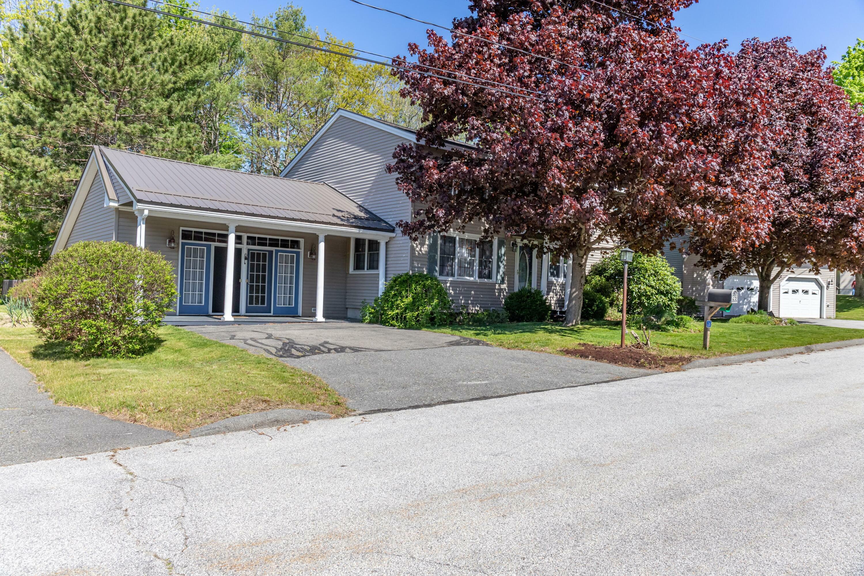 Property Photo: 26 Bayview Avenue ME 04416