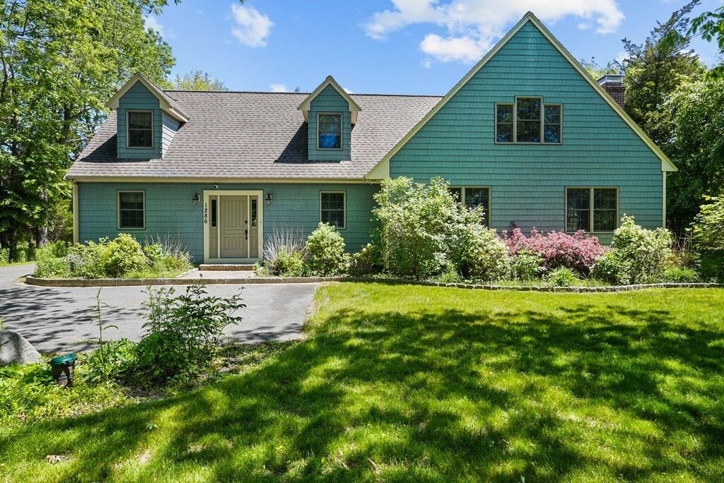 Property Photo: 1286 West Street MA 02072
