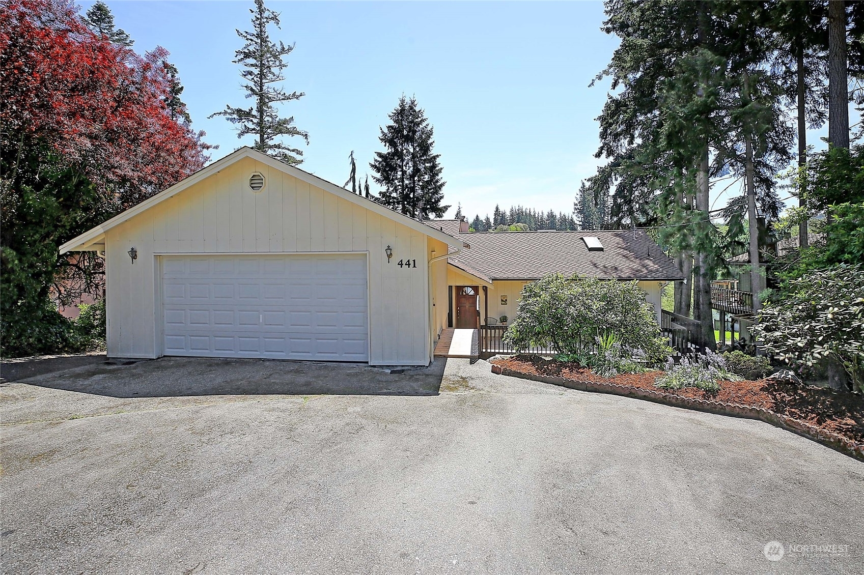 Property Photo:  441 Lochwood Drive  WA 98282 