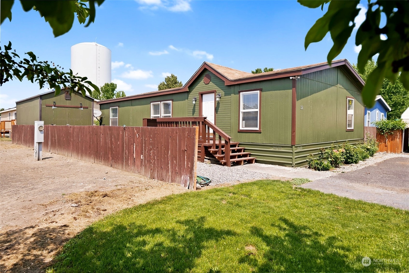 Property Photo:  3211 W Wapato Drive 32  WA 98837 