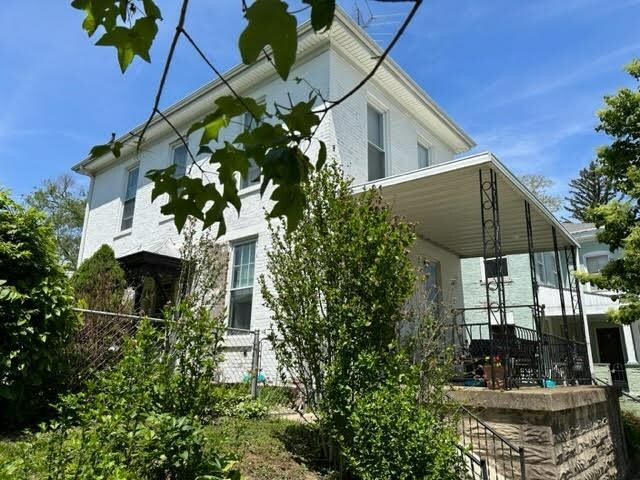 Property Photo: 406 S 11th Street IN 47374