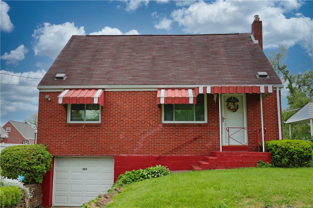 Property Photo:  303 Scene Ridge  PA 15133 