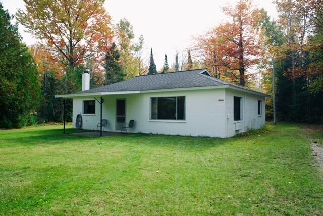 10506 US-23  Cheboygan MI 49721 photo