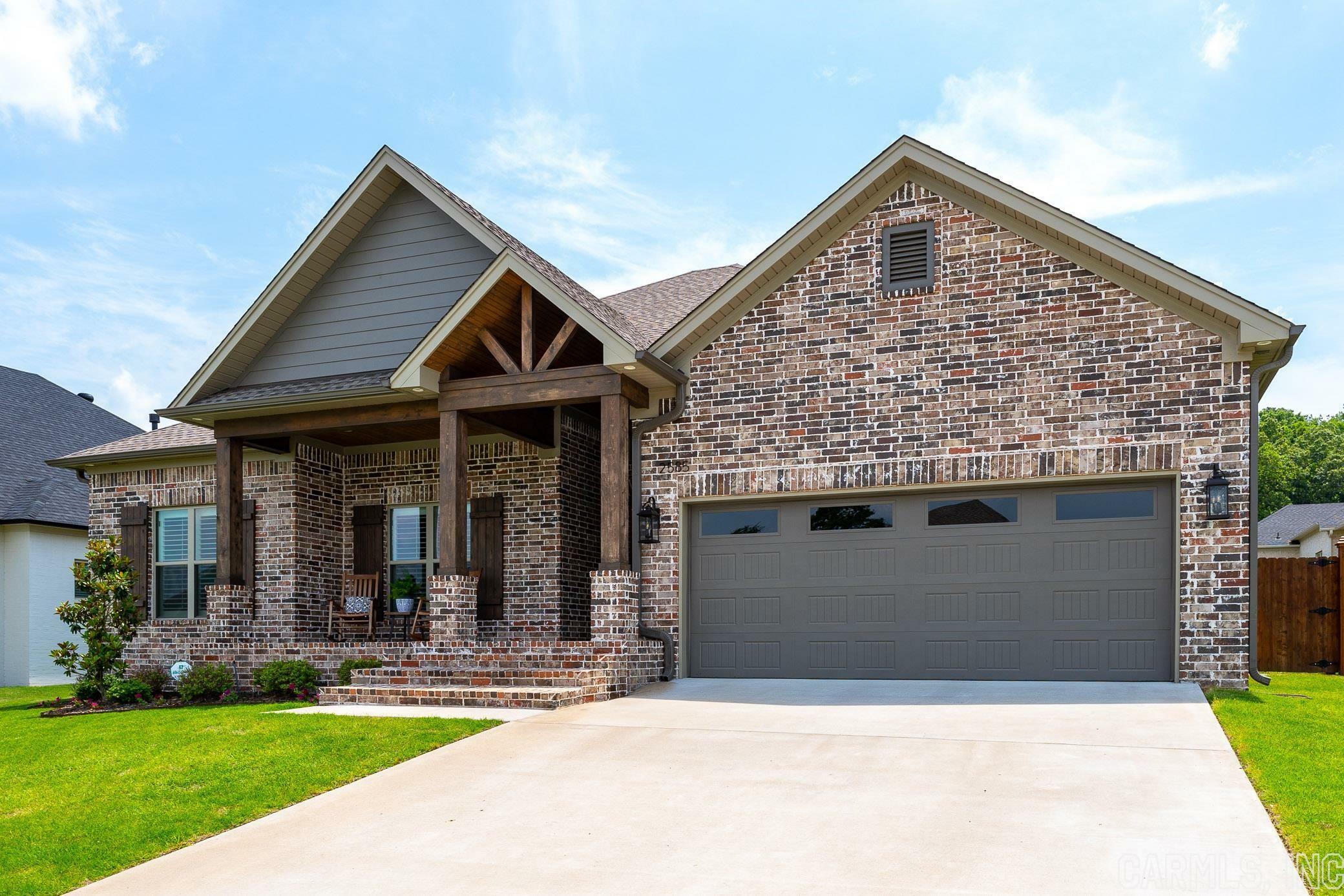Property Photo: 2585 Lilac Drive AR 72034