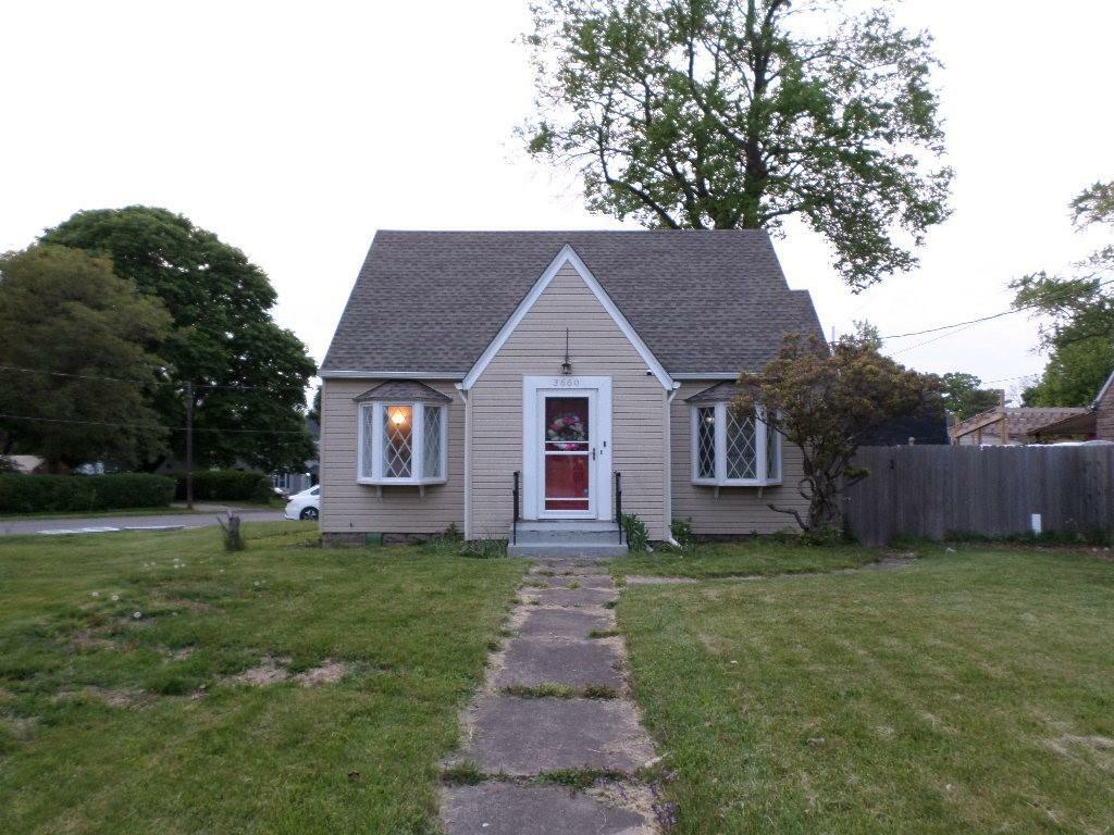 Property Photo: 3660 W Lake Road PA 16505
