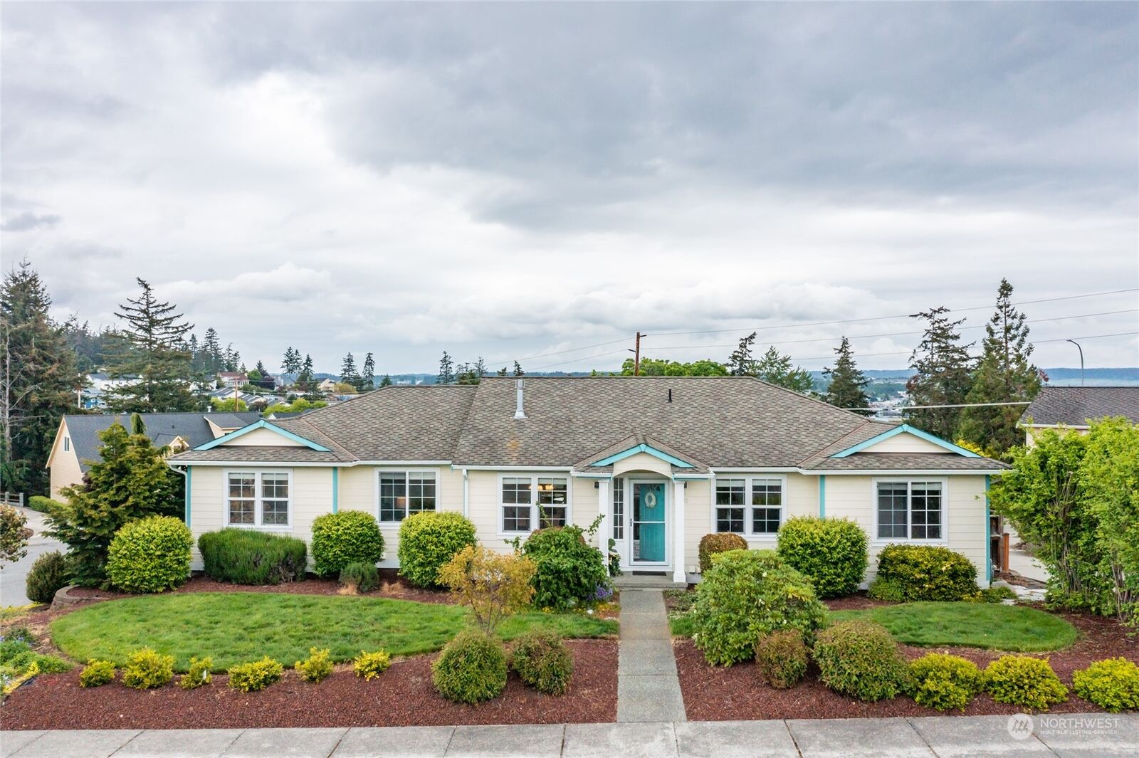 Property Photo:  1080 SW Harbor Vista Circle  WA 98277 