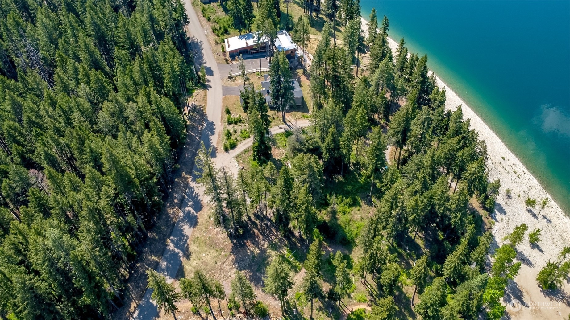 Property Photo:  611 Timber Cove Drive  WA 98940 