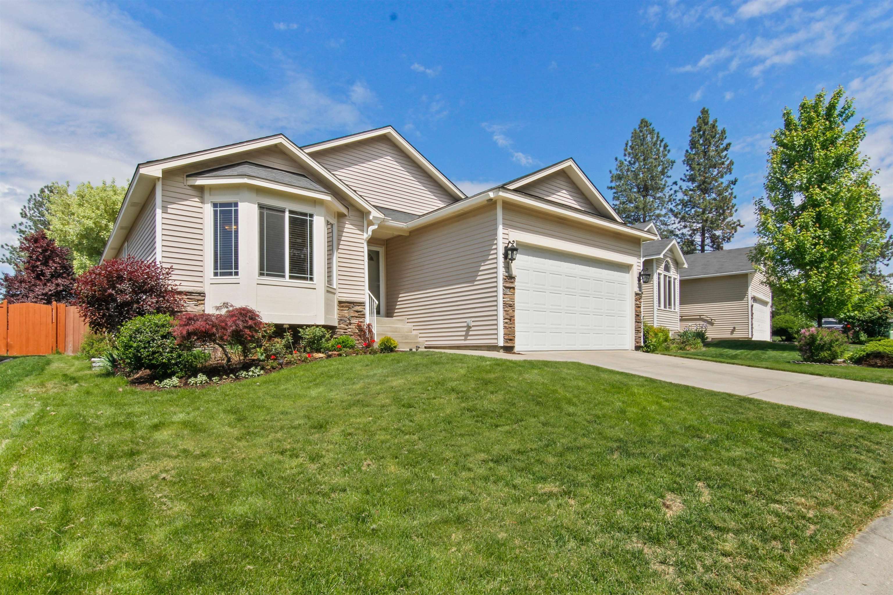 Property Photo: 7707 N Calispel Ln WA 99208