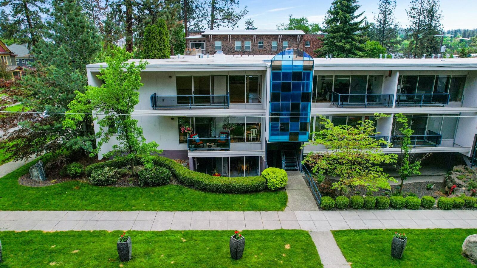 Property Photo:  301 S Chestnut St 4  WA 99201 